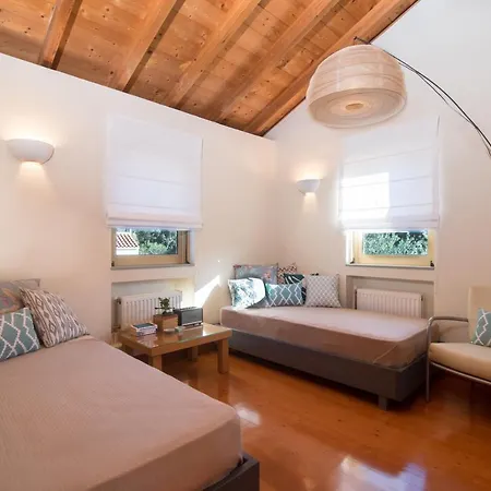 Дом отдыха Lithia Ano Korakiana