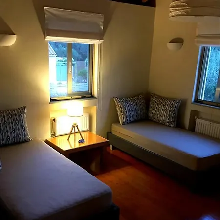 Lithia * Ano Korakiana