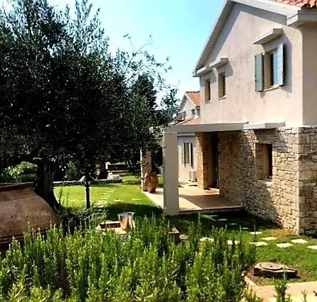 Lithia Сasa de vacaciones Áno Korakiána