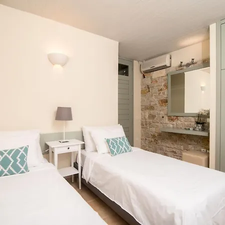 Lithia * Áno Korakiána