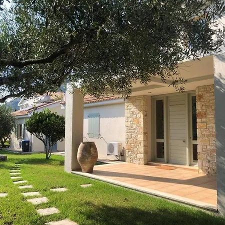 Lithia Holiday home *