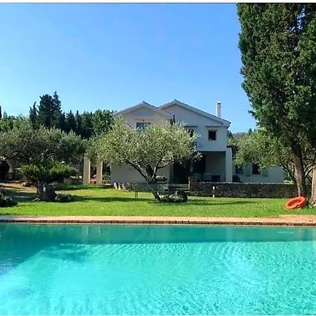 Holiday home Lithia