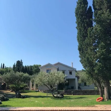 Lithia Áno Korakiána