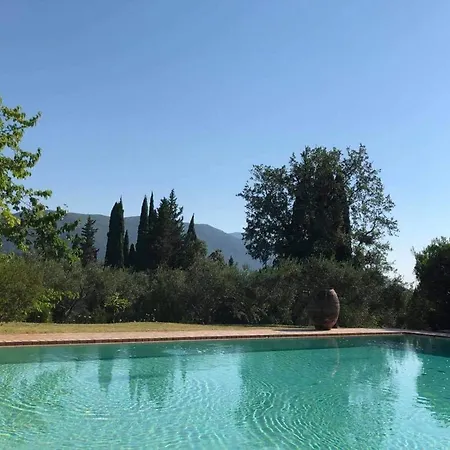 Case de vacanță Lithia Áno Korakiána