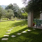 Nyaraló Lithia *
