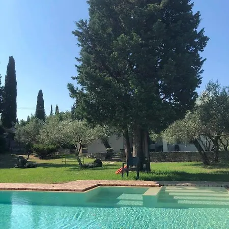 Lithia * Áno Korakiána